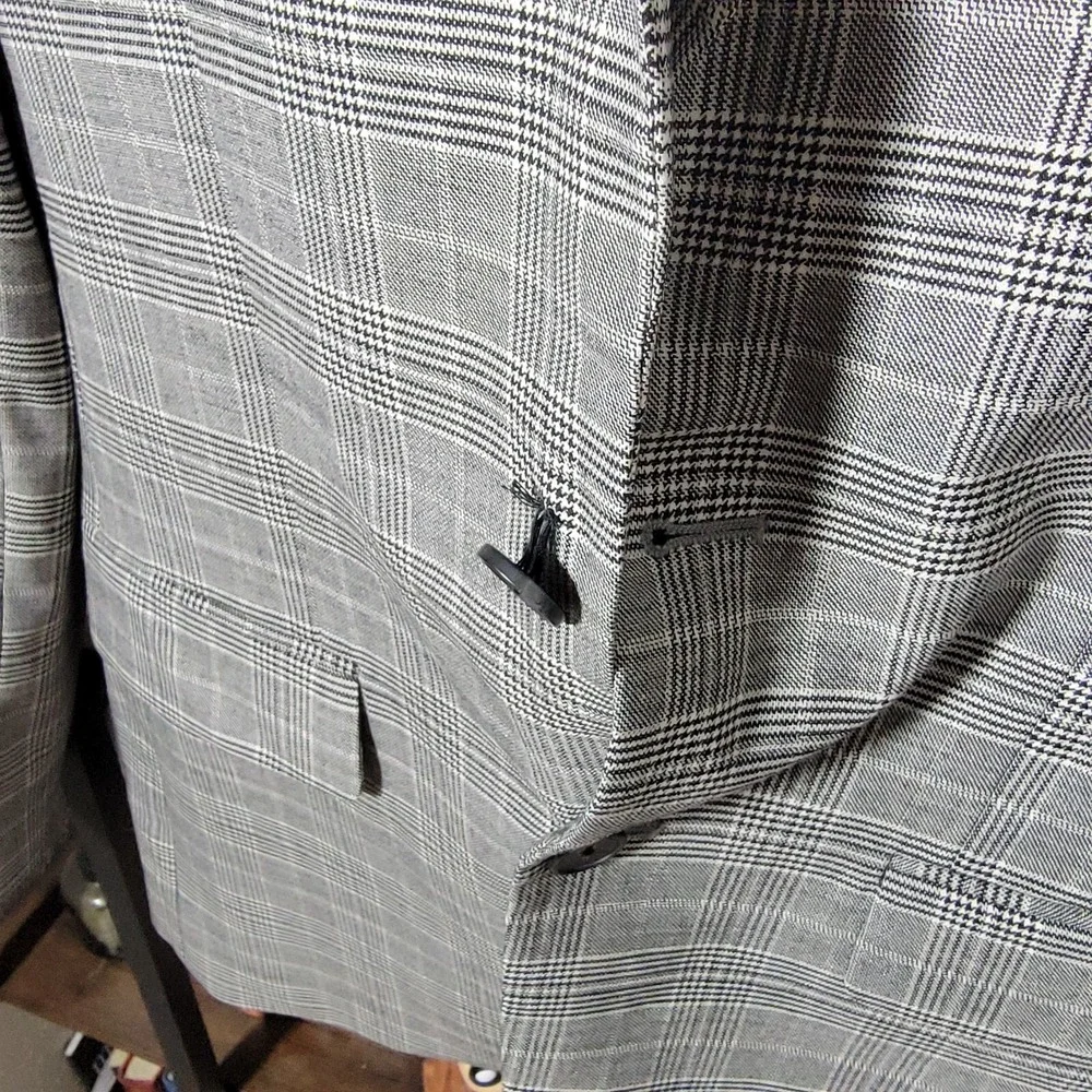 Kenneth Cole‎ Mens Sport Coat Blazer Two Button Gray Plaid Wool Poly Slim 36R